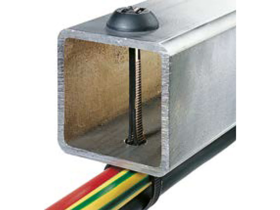 Strips 375x7,6mm sort m/montasjefot