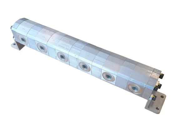 Flow divider FDGE104 6x0,50cc - FDGE104-50/50/50/50/50/50-RF1/1/1/1/1/1-N-XXXX