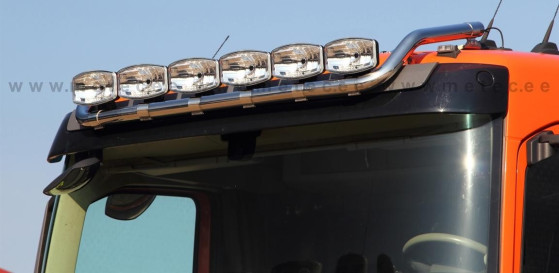 Volvo FH4 -  Takbøyle lav hytte - Rustfri polert. Ø60 mm. 868625 - 6 Lykteholdere m/kabel.