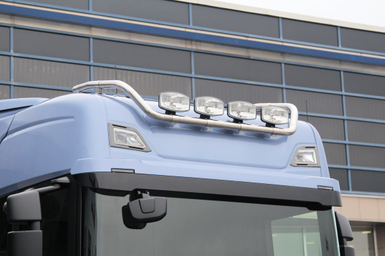 Scania R/S 16- Takbøyle Highline - Rustfri polert. Ø60 mm. 864610 - 4 Lykteholdere inkl. kabel.