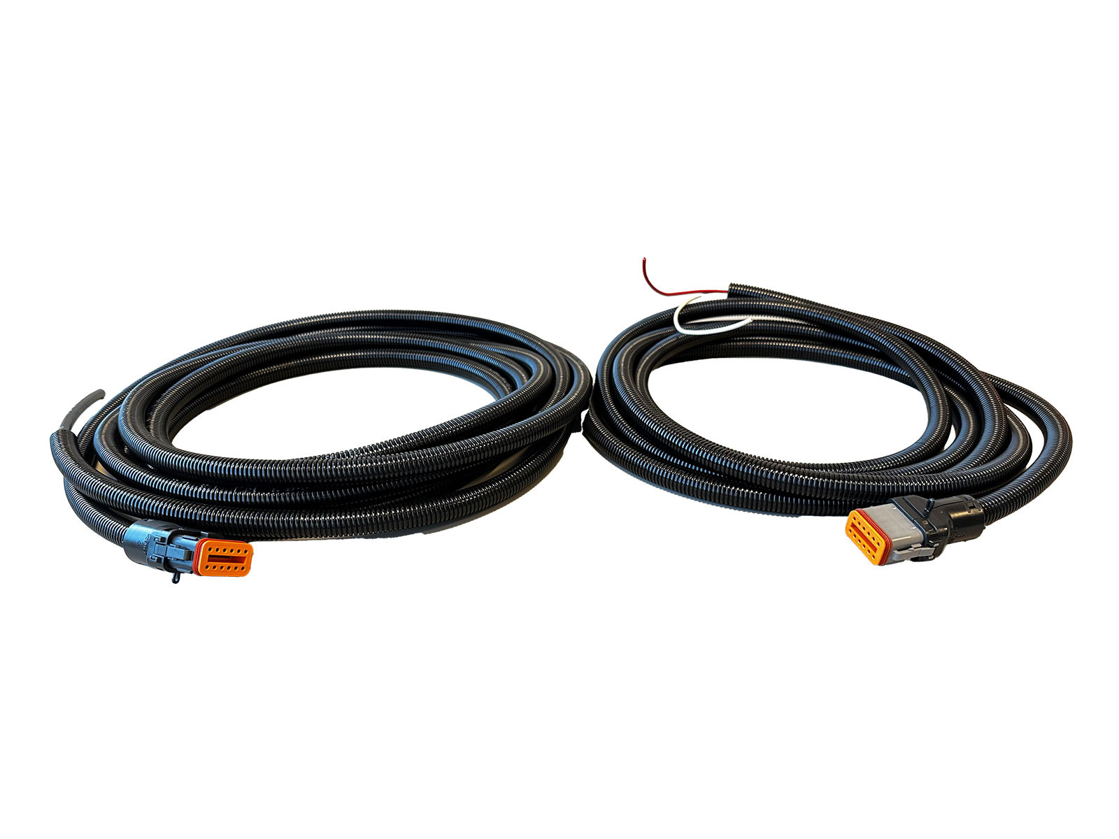 Ledningssett A  Bevogrip  Elektronikk  versj.2 - indeholder: - 1 stk.Kabel J fra styring til førerhus Deutch-splice - 1 stk.Kabel J2 fra elektronik til batteri Deutch-spice