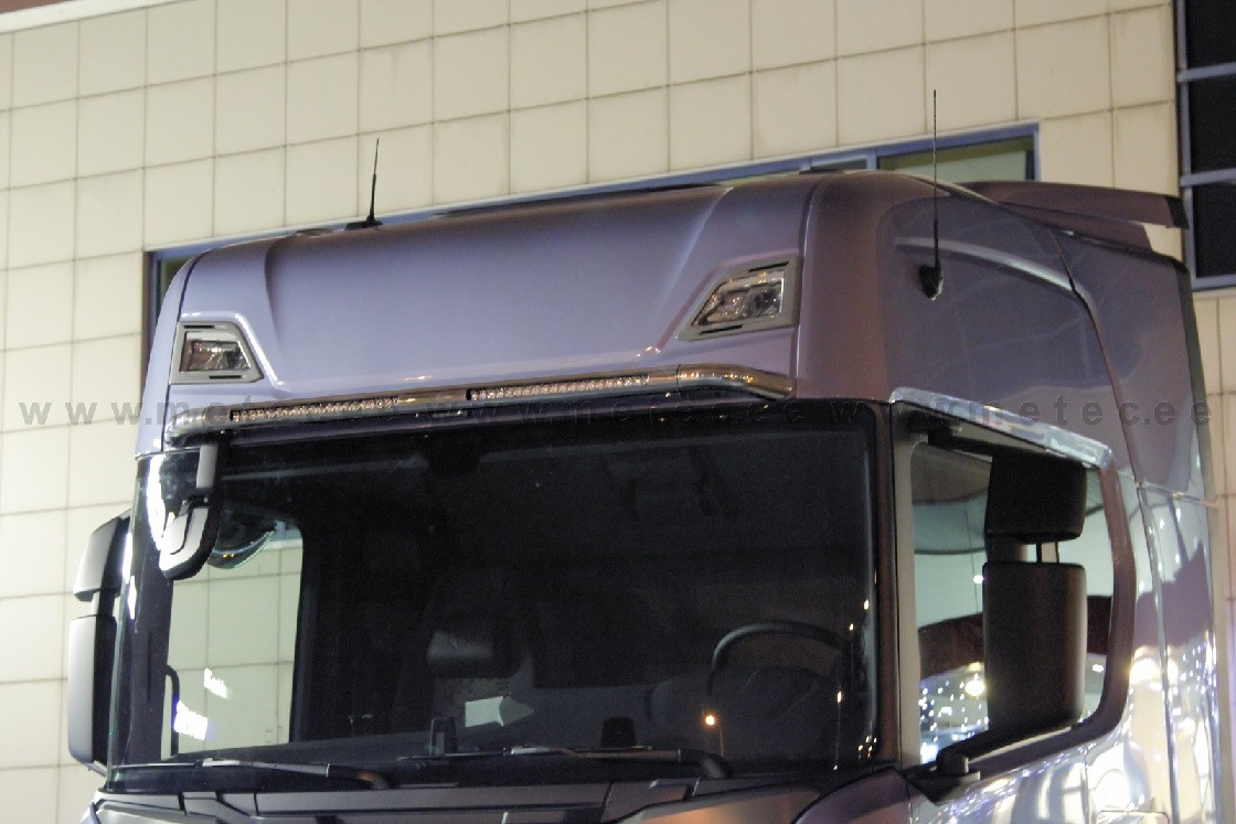 Scania R/S Kit for 998106 Fjernlysbøyle m/LED.  - Rustfri polert. Ø70 mm. 864625. - Lav montering.